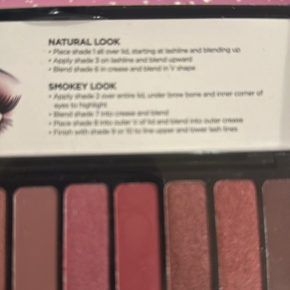 JOLEE NEW YORK Berry Eyes Natural Look Smokey Look 10 Palatte Eye Shadow Set. - Picture 2 of 4